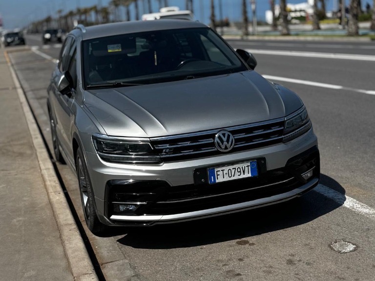 Volkswagen Tiguan 2.0 TDI 150 DSG7 R-LINE